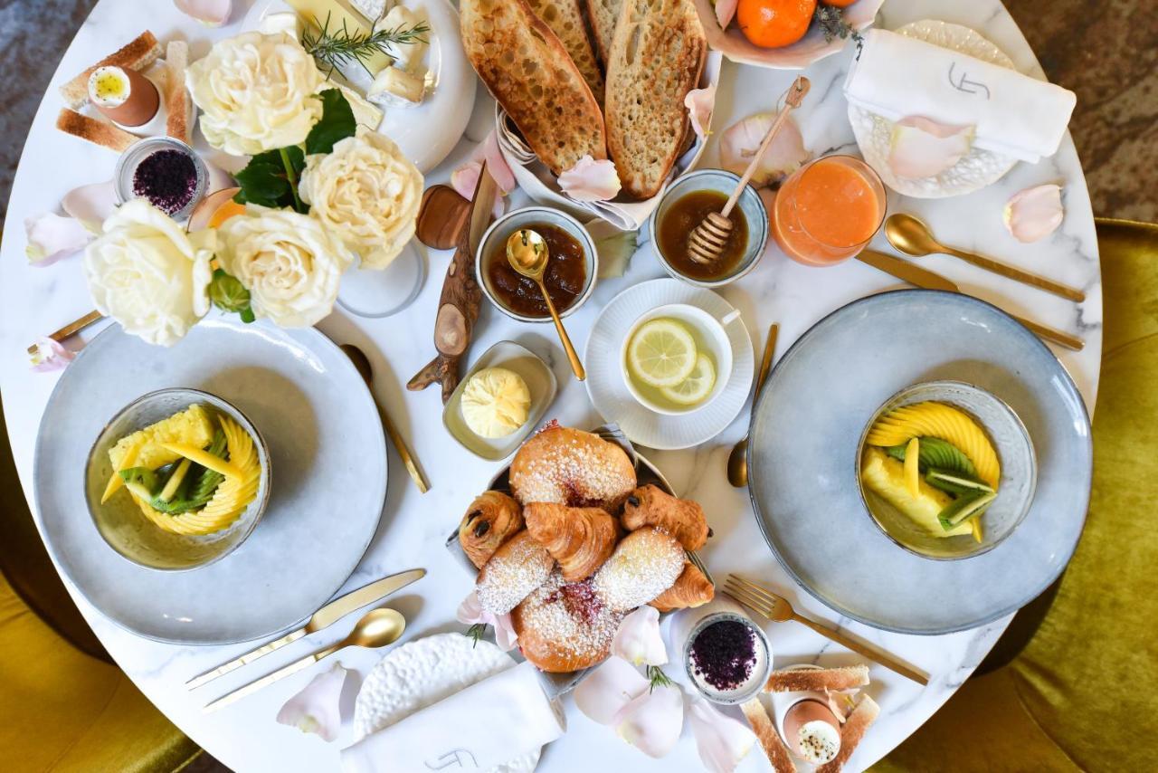 Auberge De Saint-Remy - Restaurant Gastronomique Etoile Fj Zewnętrze zdjęcie